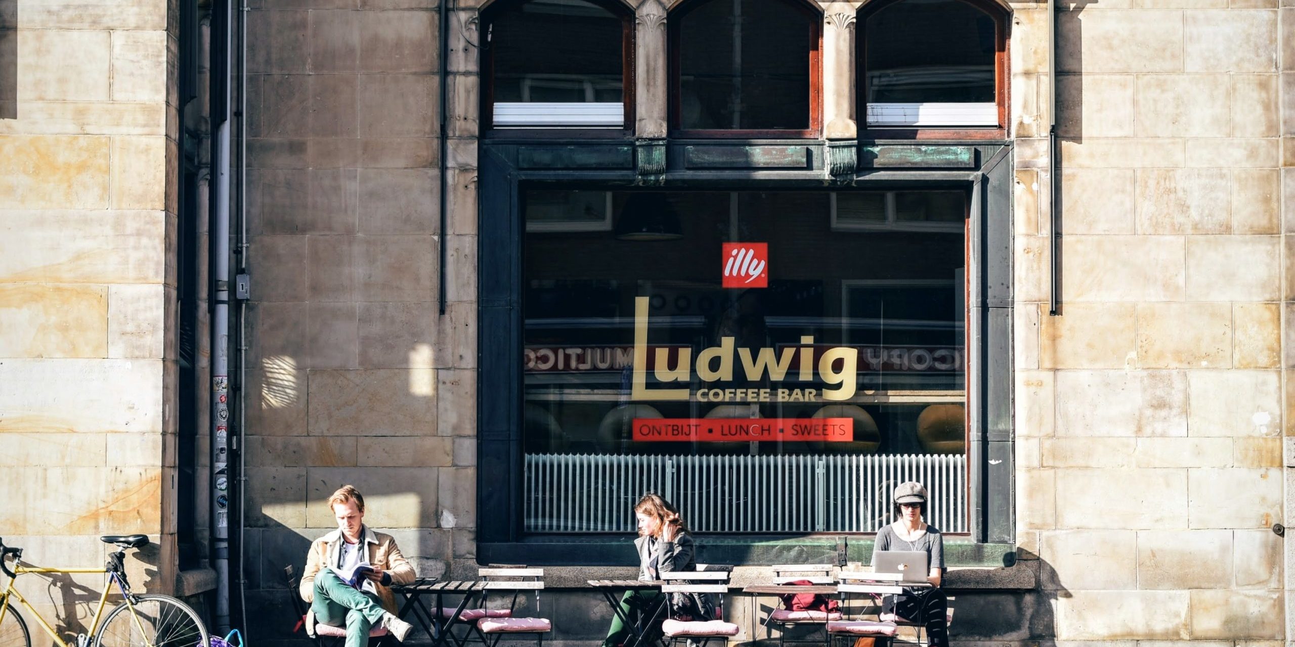 tim-gouw-m89exyKEEjM-unsplash